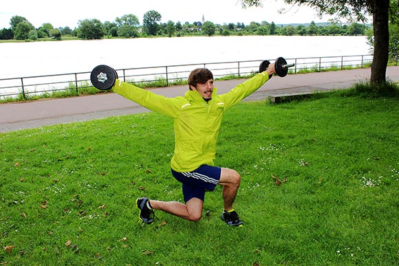 Kurzhanteltraining für Rücken, Rumpf, Schultern, Beine – 7 effektive Übungen